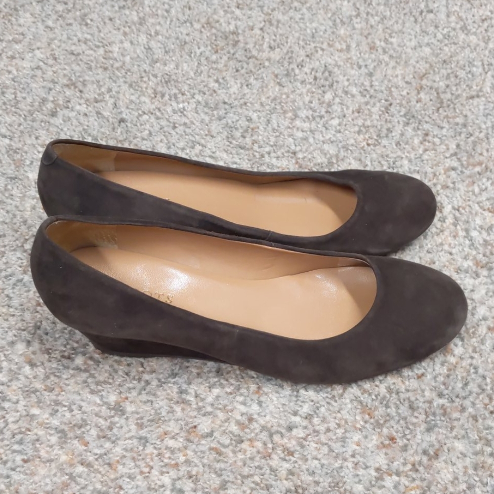 Brown suade wedges